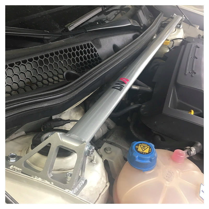 DNA Racing - Alfa Romeo Giulietta 940 (2010-) - Kit barra duomi anteriore