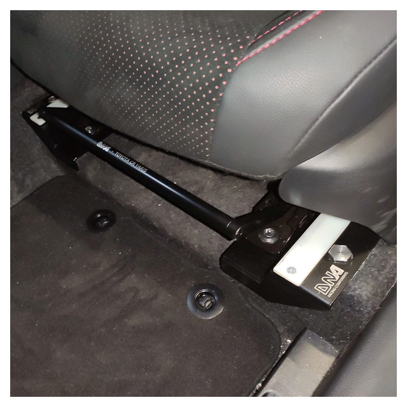 DNA Racing - Toyota Yaris GR - Kit abbassamento sedile con guide regolabili